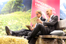 Bequem arbeiten mit GC ONLINE PLUS: Johannes Kainz (links) und Ulrich Zehentner, GC ONLINE PLUS-Berater, zeigen wie's geht (c) GC Gruppe Österreich